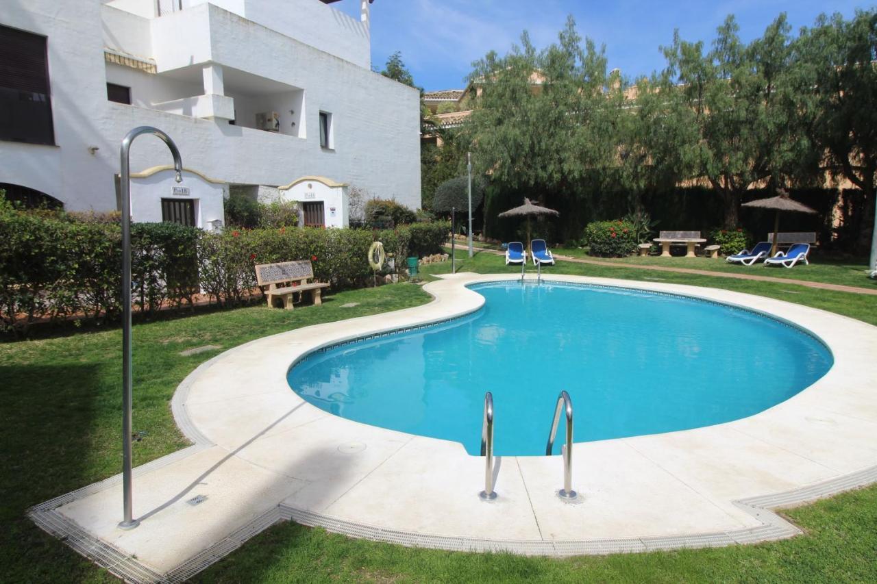 Mountain View Apartemen Marbella